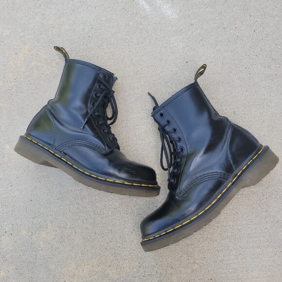 Dr. Martens Shoes - Dr. Martens 11821 Black Smooth Leather 1460 Lace-Up Boots Womens Size 6
